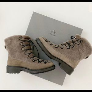 Aquatalia Lorena Taupe Shearling boots size 8. NWB